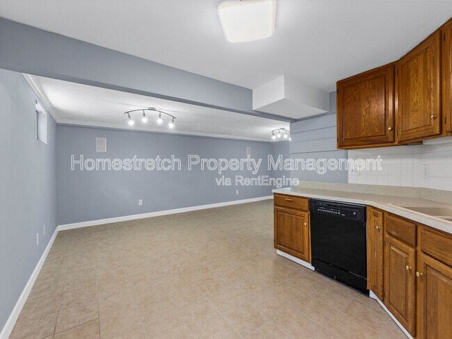 Building Photo - 16 Saali Dr