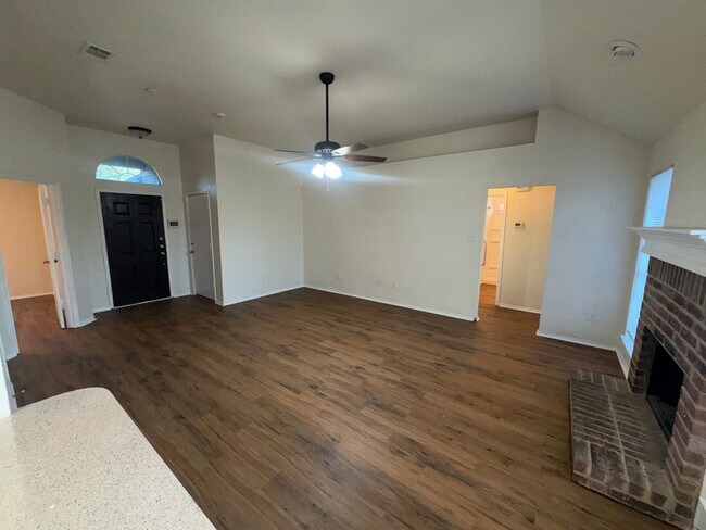 Building Photo - Available Now..   Absolutely Amazing property