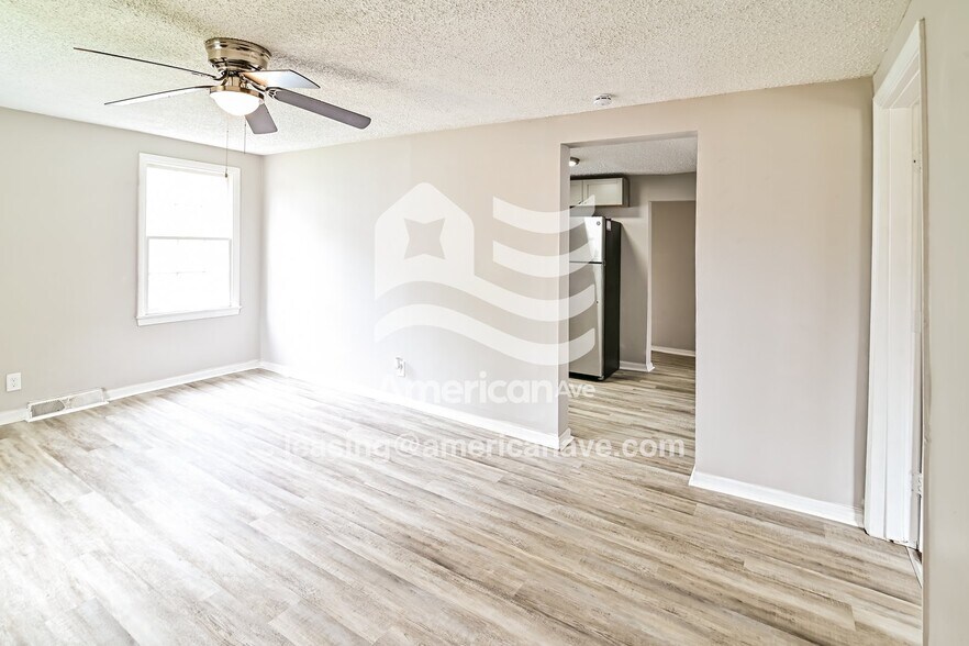 Building Photo - 713B Hillcrest Ave