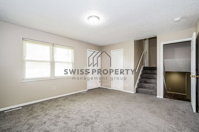 Building Photo - 5422 Everson Rd N
