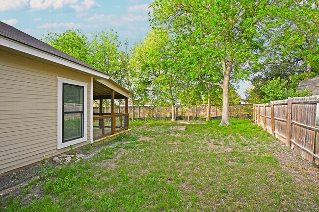 Building Photo - 772 Vista Pkwy