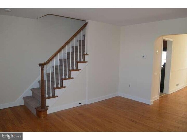 Building Photo - 1401 N Lincoln St