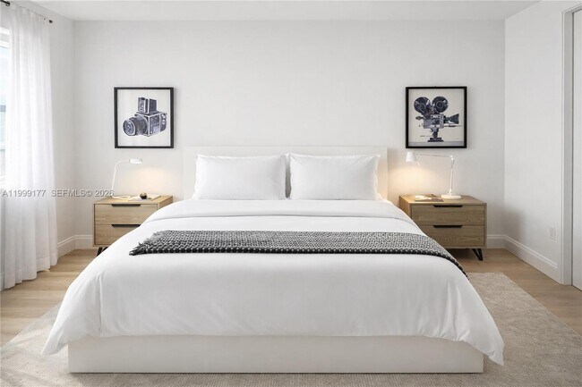 Building Photo - 6917 Collins Ave