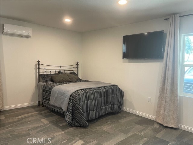 Building Photo - 3062 Monroe St