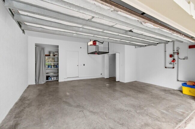 Building Photo - 4582 Danson Way