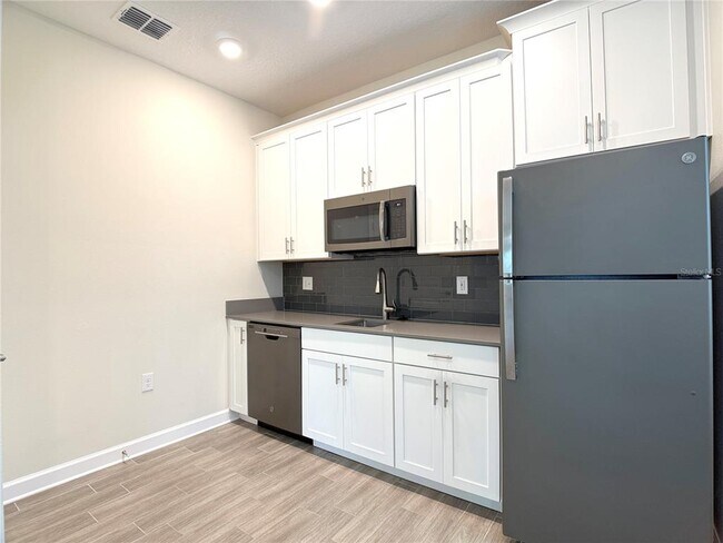 Building Photo - 2638 Camden Pk Lp