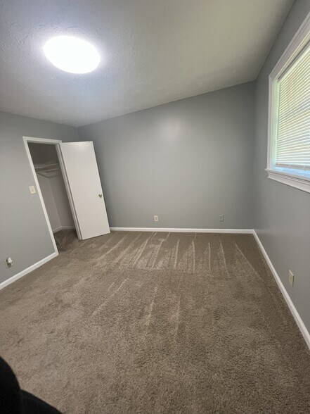 Building Photo - 393 Stone Mountain St