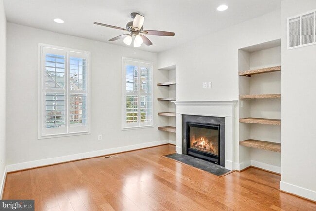 Building Photo - 2418 Auden Dr