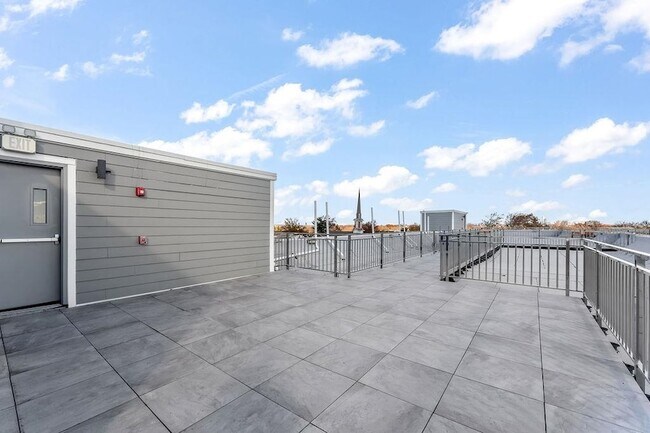 Building Photo - 43-45 W 32nd ST Unit 501