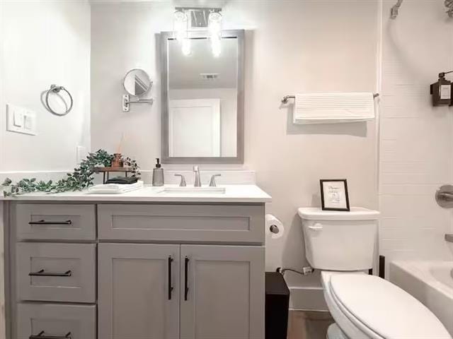 Building Photo - 5317 Reiger Ave