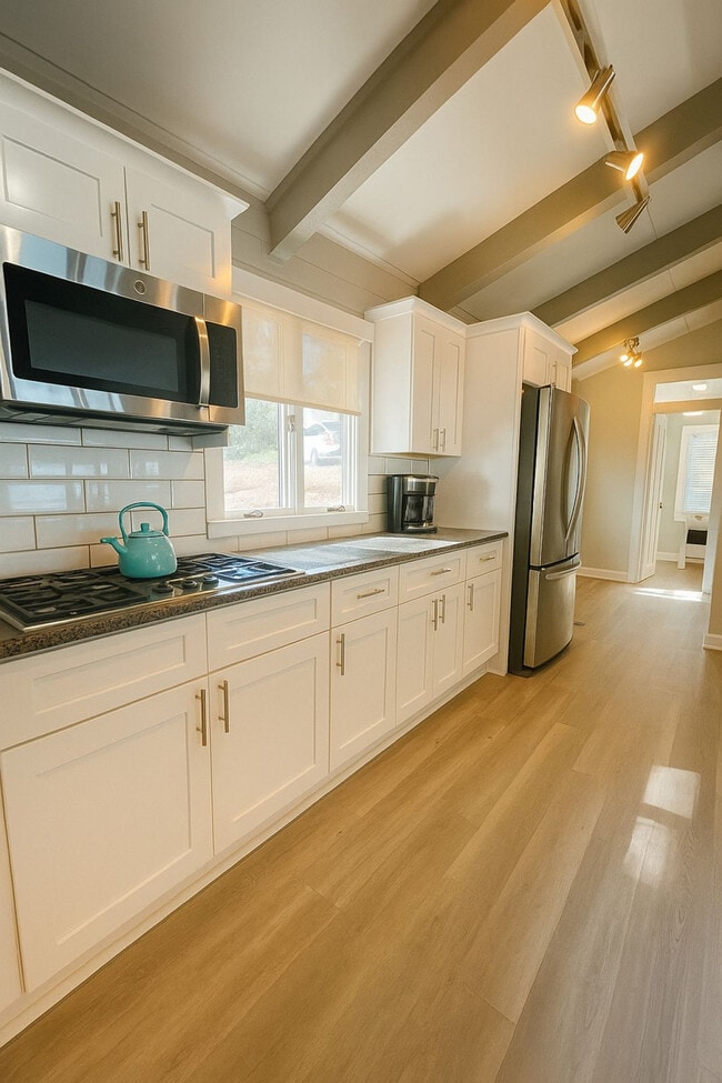 Building Photo - 152 Barksdale Ln