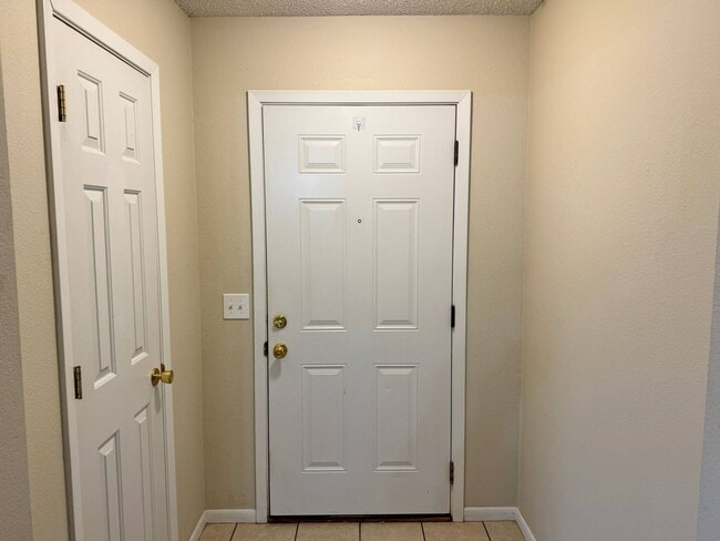 Building Photo - 5426 Ricci St