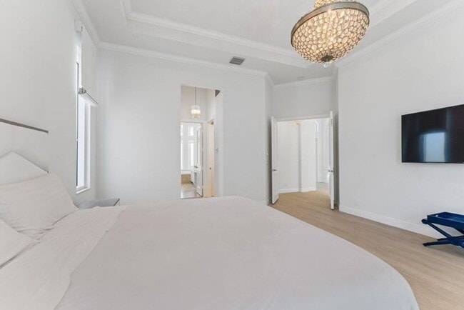 Building Photo - 128 Abondance Dr