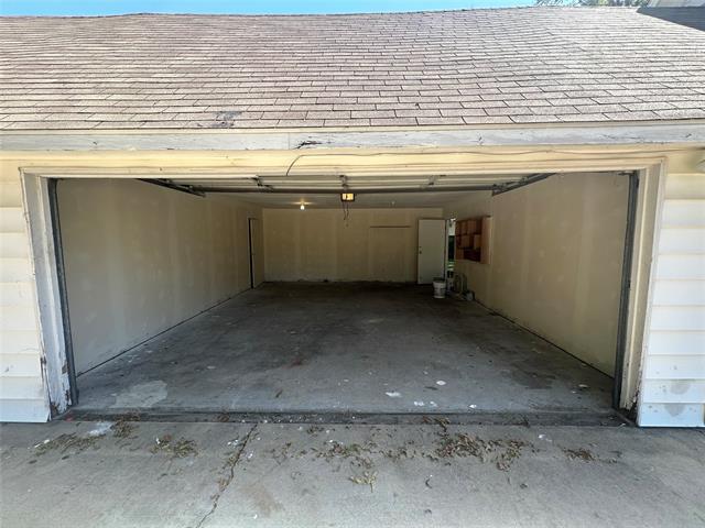 Building Photo - 109 7th St