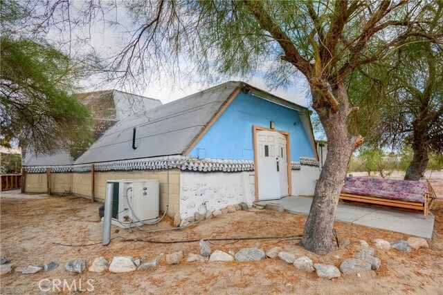 Building Photo - 70265 Aurora Rd