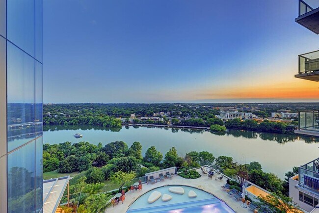 Building Photo - 44 East Ave