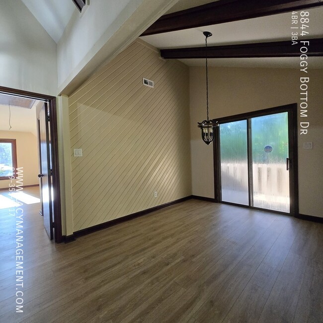 Building Photo - 8844 Foggy Bottom Dr