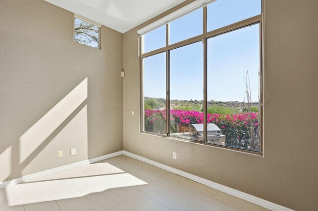 Building Photo - 11047 E Mirasol Cir