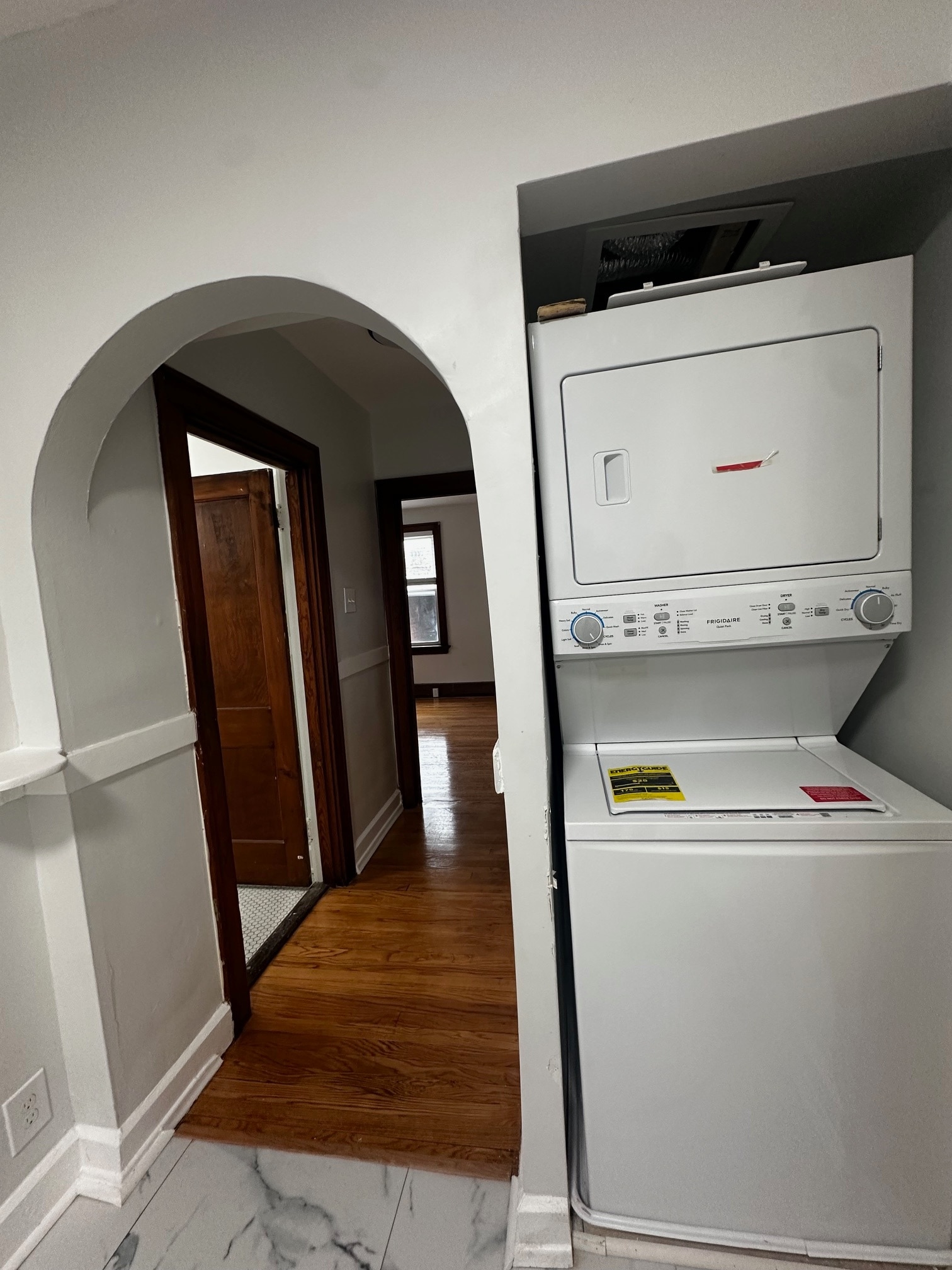 Building Photo - 2269 Blendon Pl