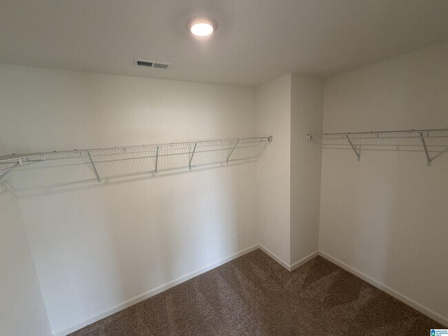 Building Photo - 2032 Lonesome Hen Ln
