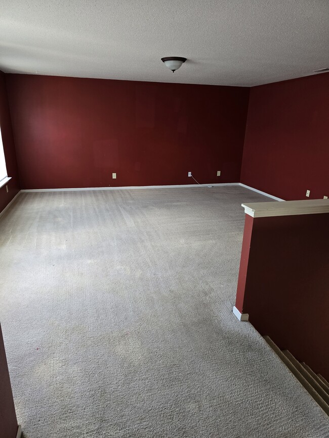 Building Photo - 10383 Fairmont Ln