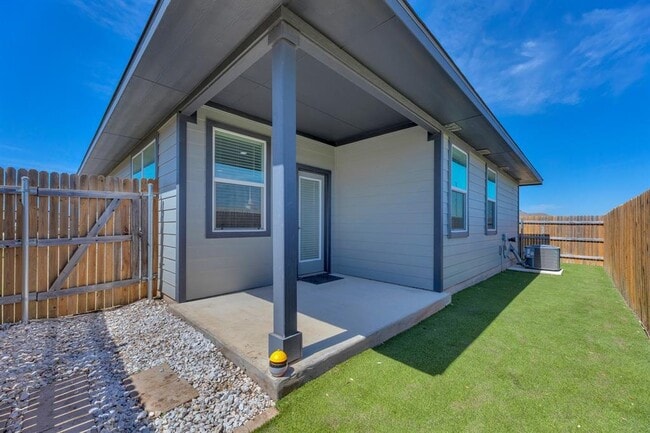 Building Photo - 149 Filifera Ct