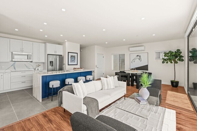 Building Photo - 1251-1253 Van Nuys St