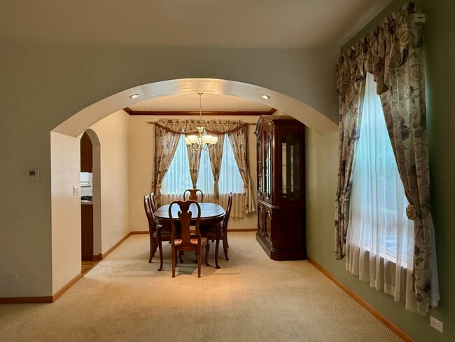 Building Photo - 34242 N Wineberry Ln