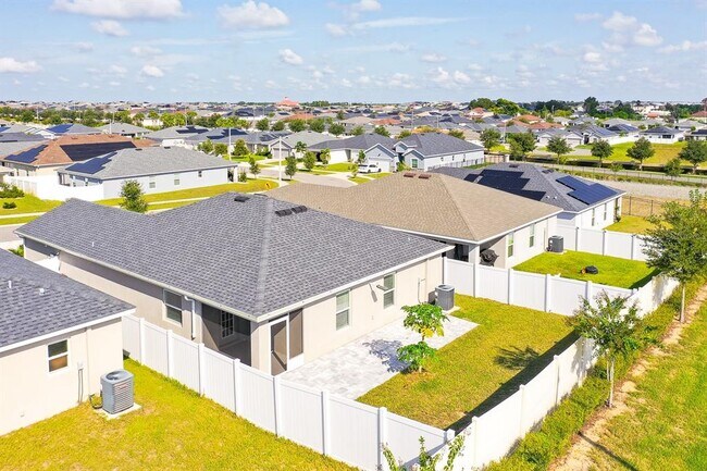 Building Photo - 1092 Zion Dr