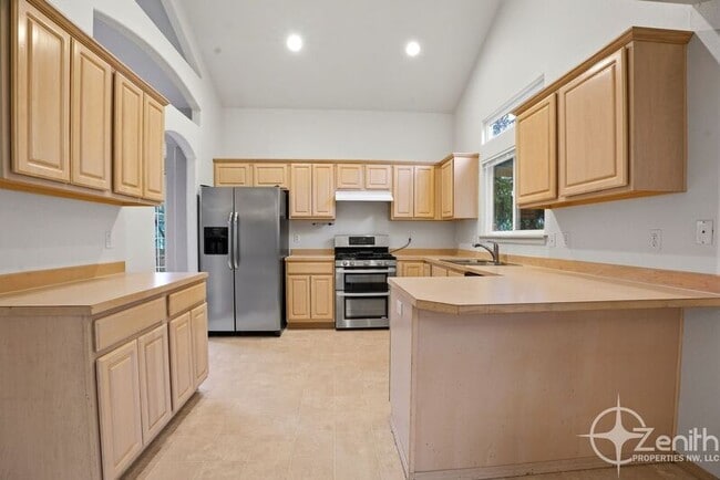 Building Photo - 17019 SE 3rd St