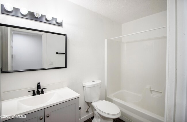 Building Photo - 1306 Wyoming Ave