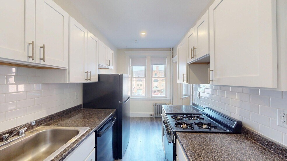 Building Photo - 1167 Boylston St