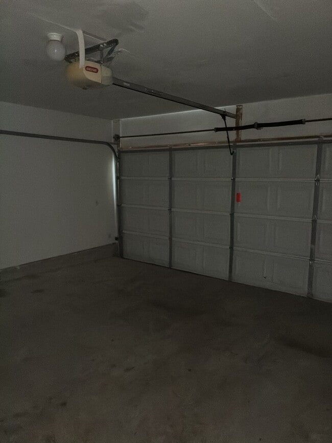 Building Photo - Charming 3BR 2BA w/ Attached Garage • Covered Patio in Pflugerville