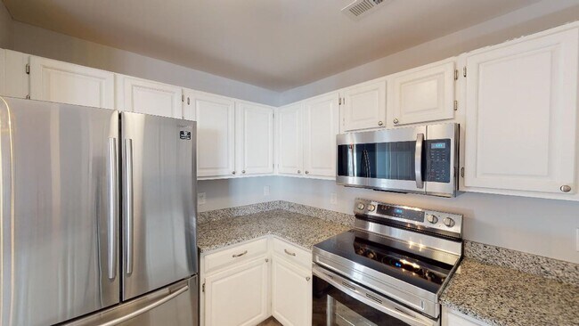 Building Photo - 1105 Torrence Cir