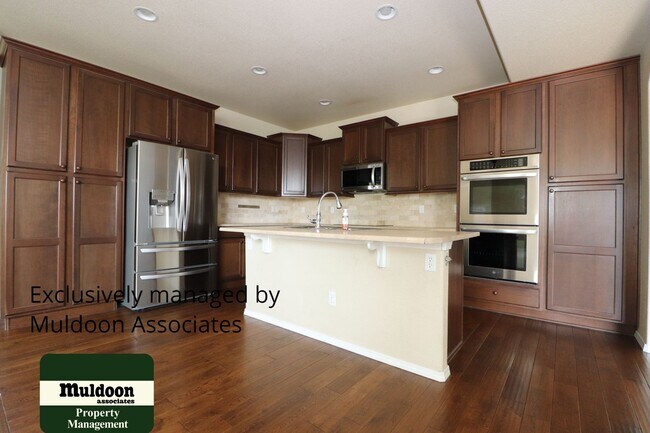 Building Photo - Coming soon! Beautiful, Spacious, and Read...