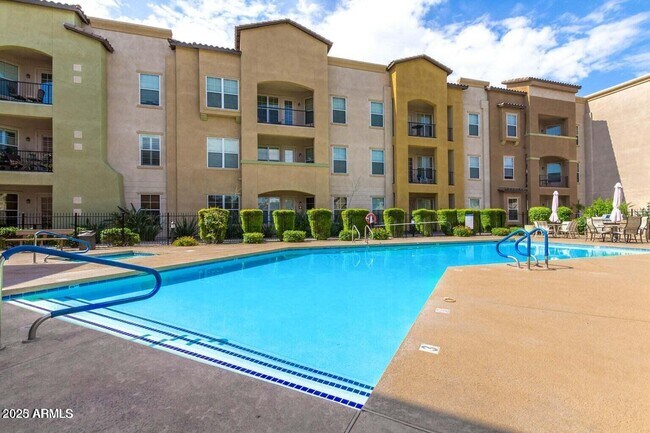 Building Photo - 14575 W Mountain View Blvd