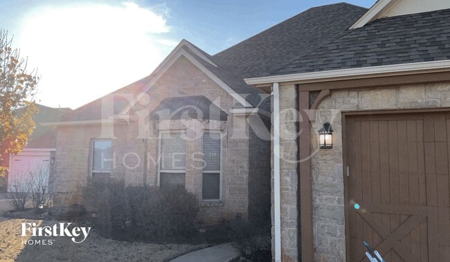 Building Photo - 17313 Ridgewood Dr