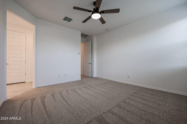 Building Photo - 8907 W Colter St