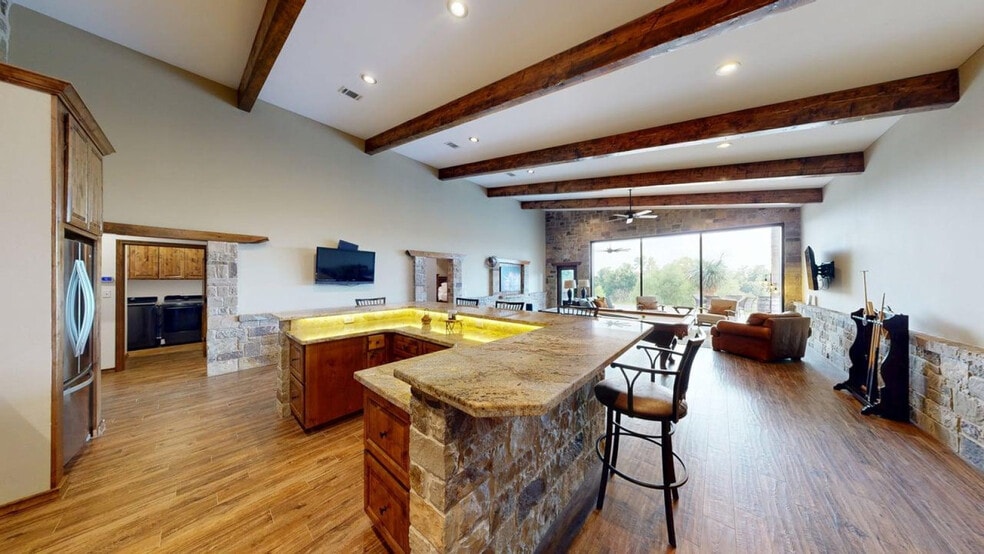 Building Photo - 8261 Nemec Ln