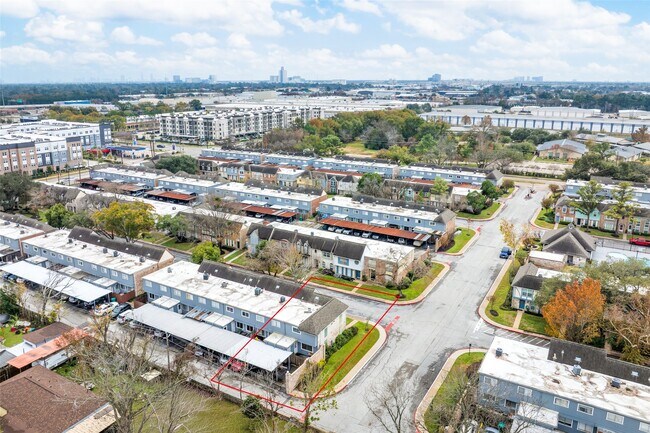 Building Photo - 11002 Hammerly Blvd