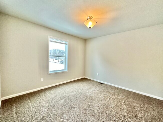 Building Photo - 2240 James Kelly Ln