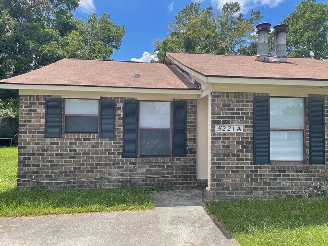 Primary Photo - 5221 Napoleon Dr