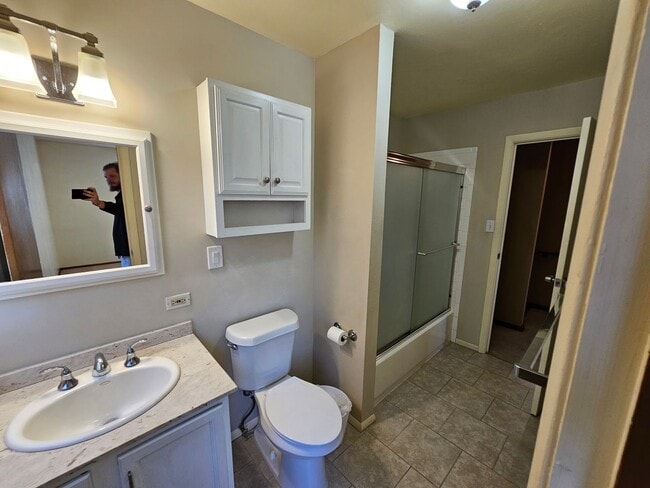 Building Photo - Charming 3-Bed, 2-Bath Tri-Level Home with Spacious Backyard & Gazebo