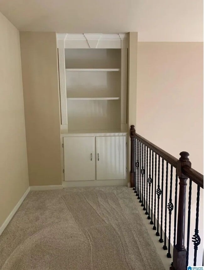 Building Photo - 2 Bed & 2.5 bath townhome  located in Oxford on the golf course