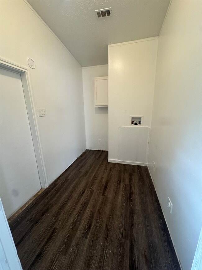 Building Photo - 12011 Greensbrook Forest Dr