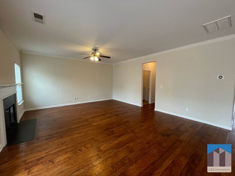 Building Photo - 4205 Pointe Vecchio Cir