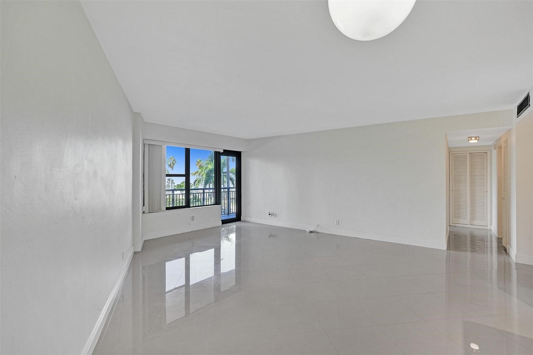 Building Photo - 3800 Galt Ocean Dr