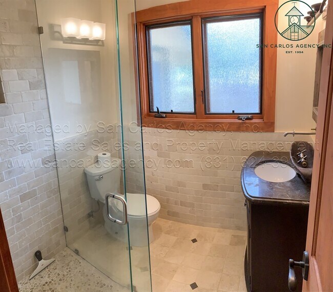 Building Photo - Updated, Sunny and Spacious 3/3 Carmel Val...