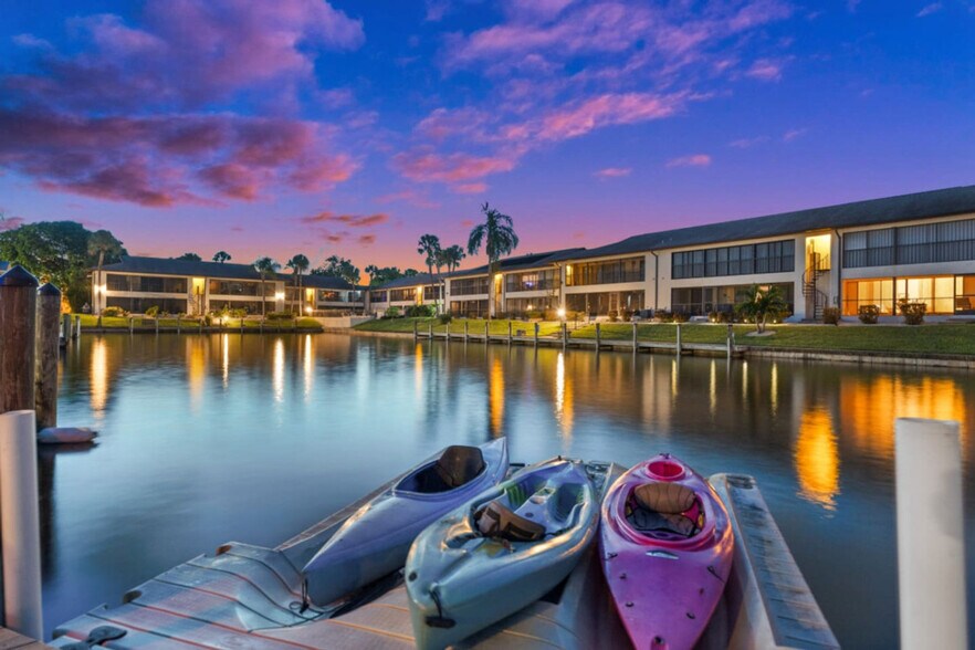 Building Photo - 1019 SE 40th St