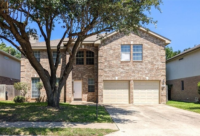 Building Photo - 2215 Bent Bow Dr